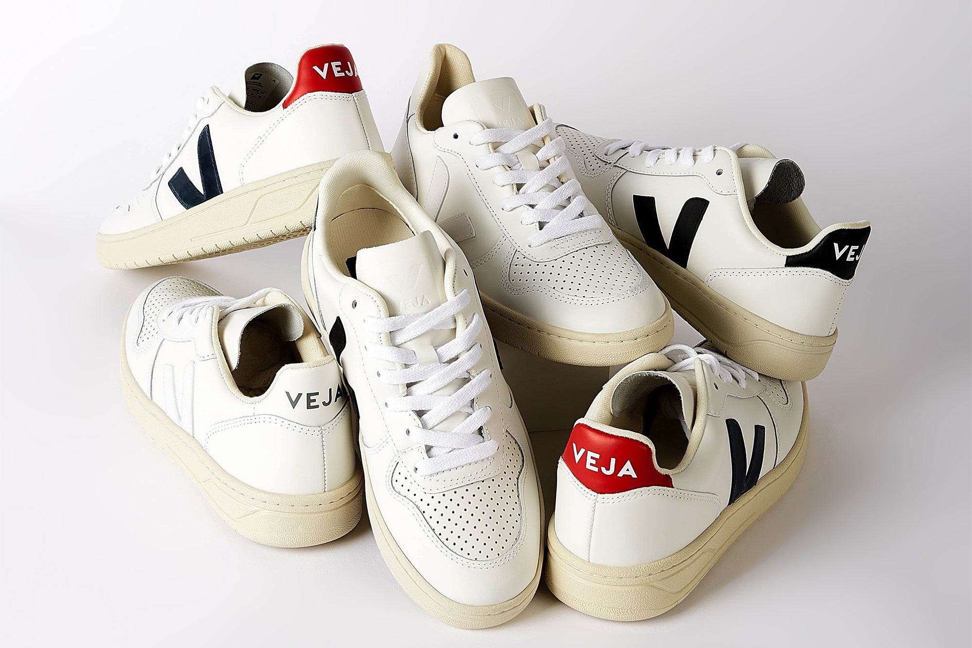 VEJA trainers — sustainable materials and ethical supply chain