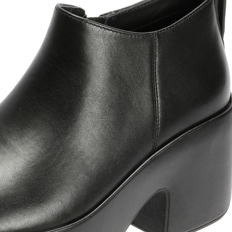 FitFlop Platfforms Heeled Short Leather Women's Black Boots