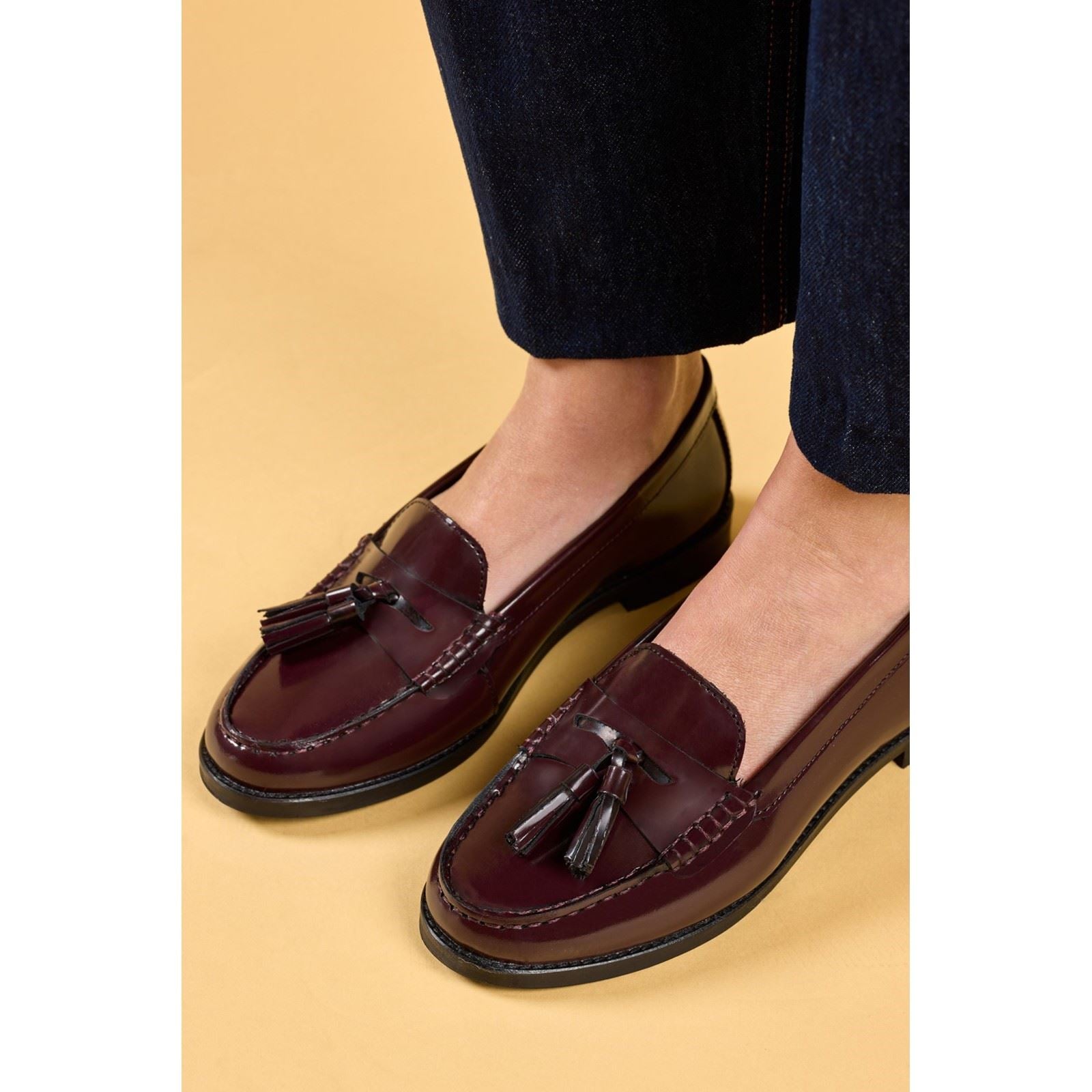 Hush Puppies Connie Leather Women's Aubergine Loafers