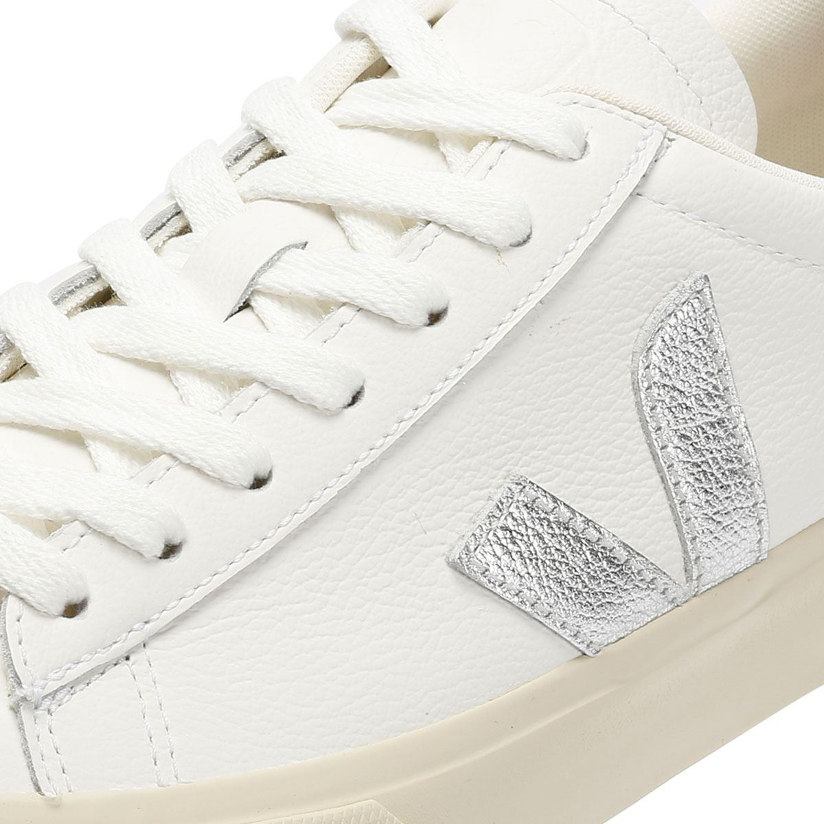Veja Campo Leather Women's White/Silver/UltraViolet Trainers