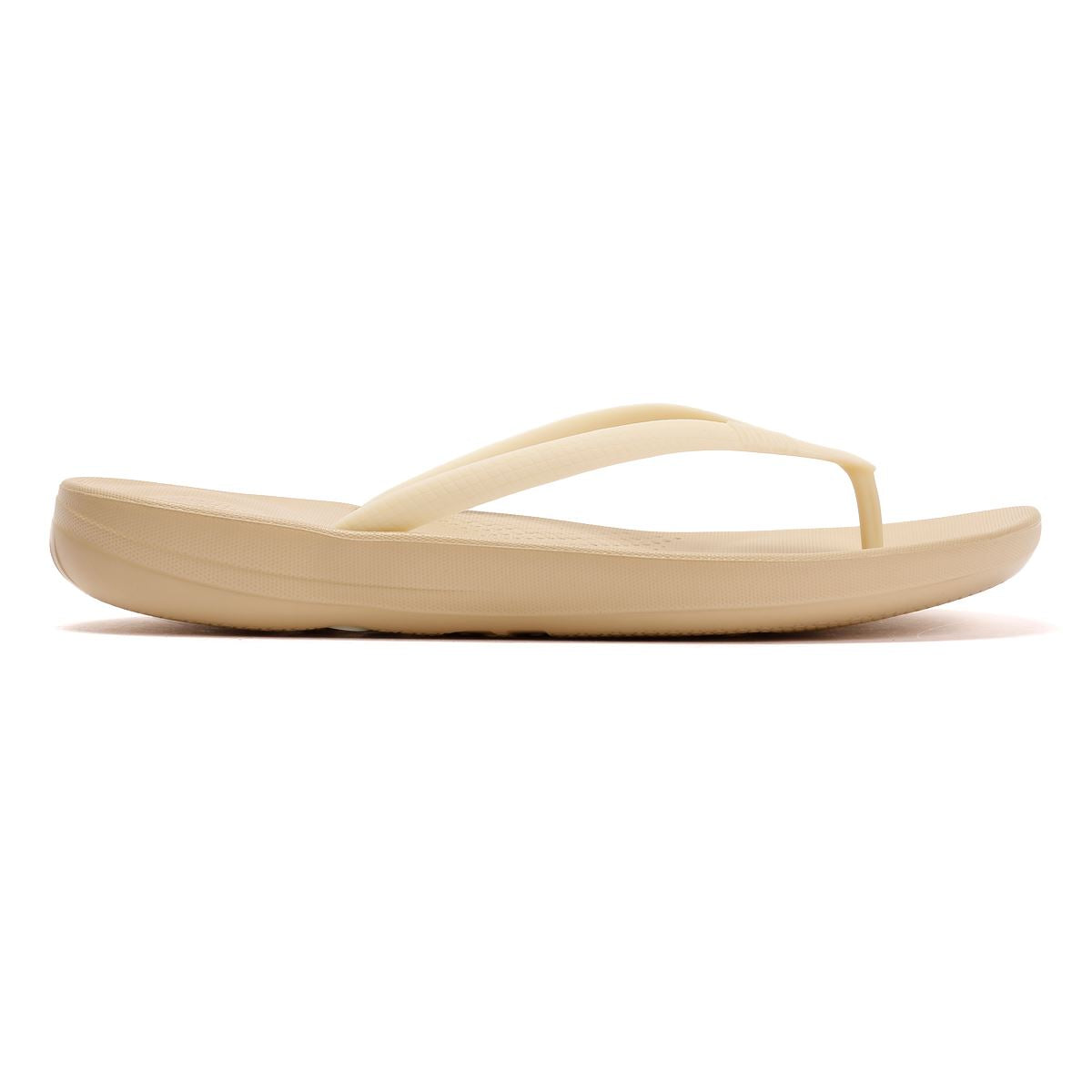 FitFlop IQUSHION X PANTONE Flip-Flops