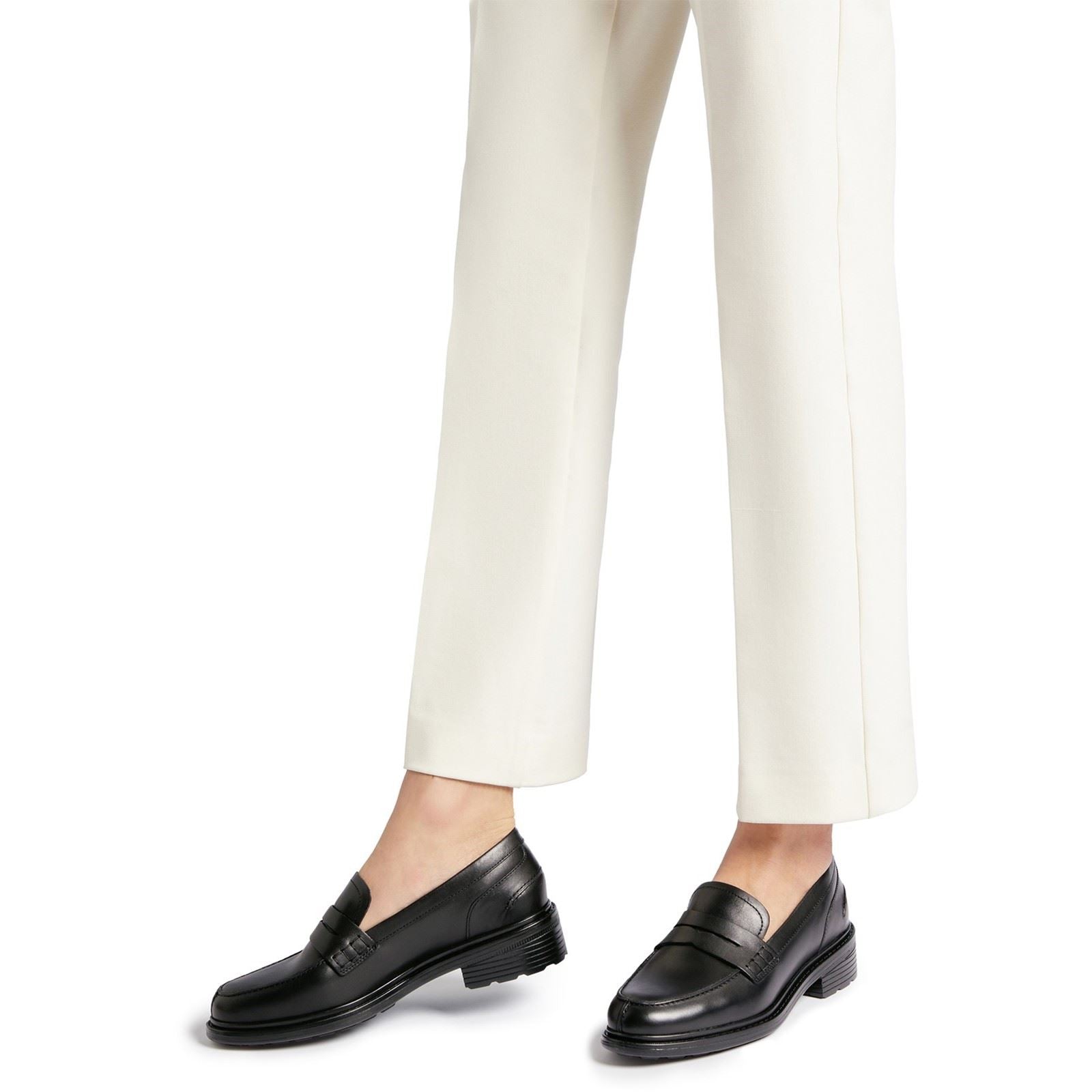 Geox D Walk Pleasure F Leather Women's Black Moccasins Shoes