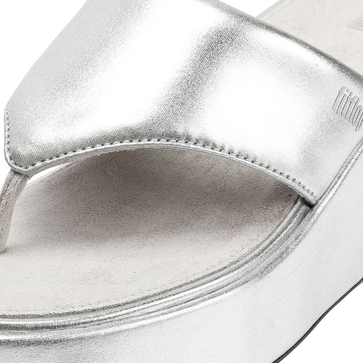 FitFlop Platfform Wedge Women's Silver Toe-Post Sandals
