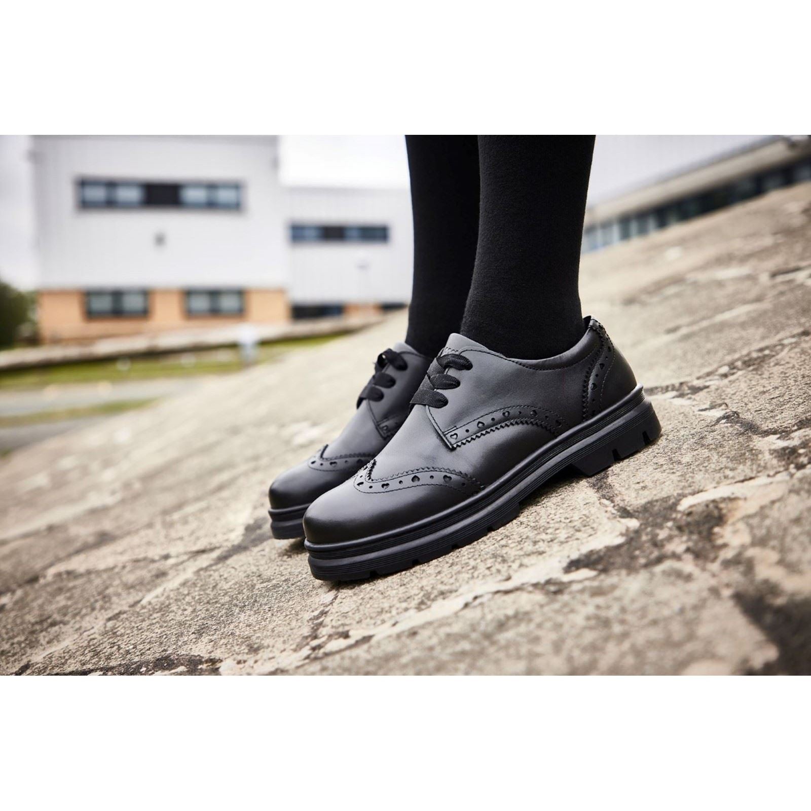 Pod Fiona Smooth Leather Youth Girl's Black Brogues