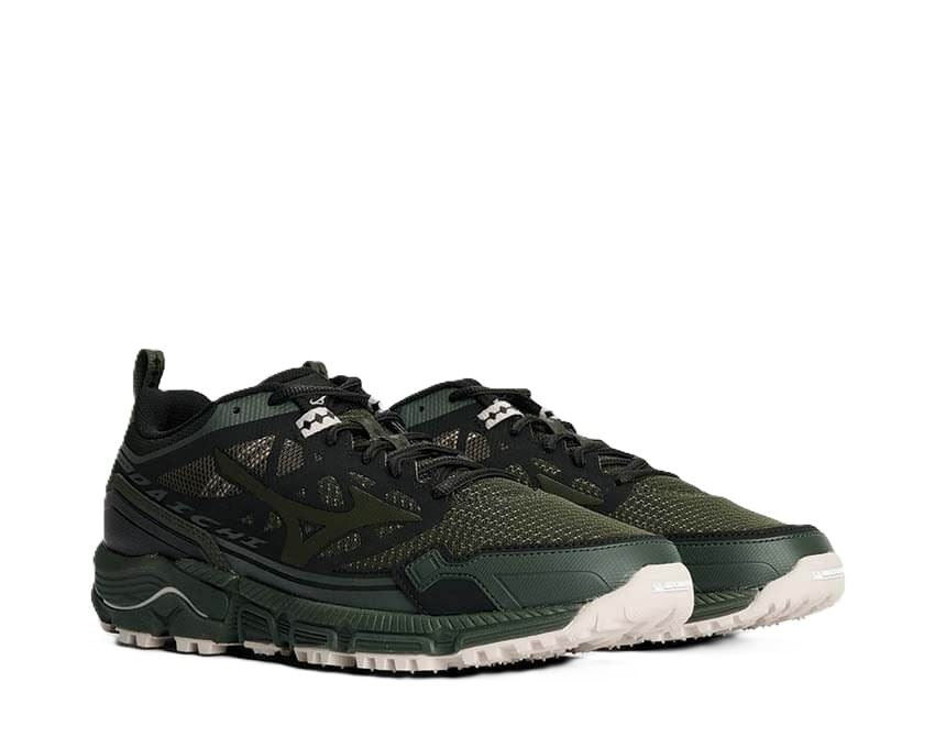 Mizuno Daichi LS Forest Night/Black/Silver Birch Trainers