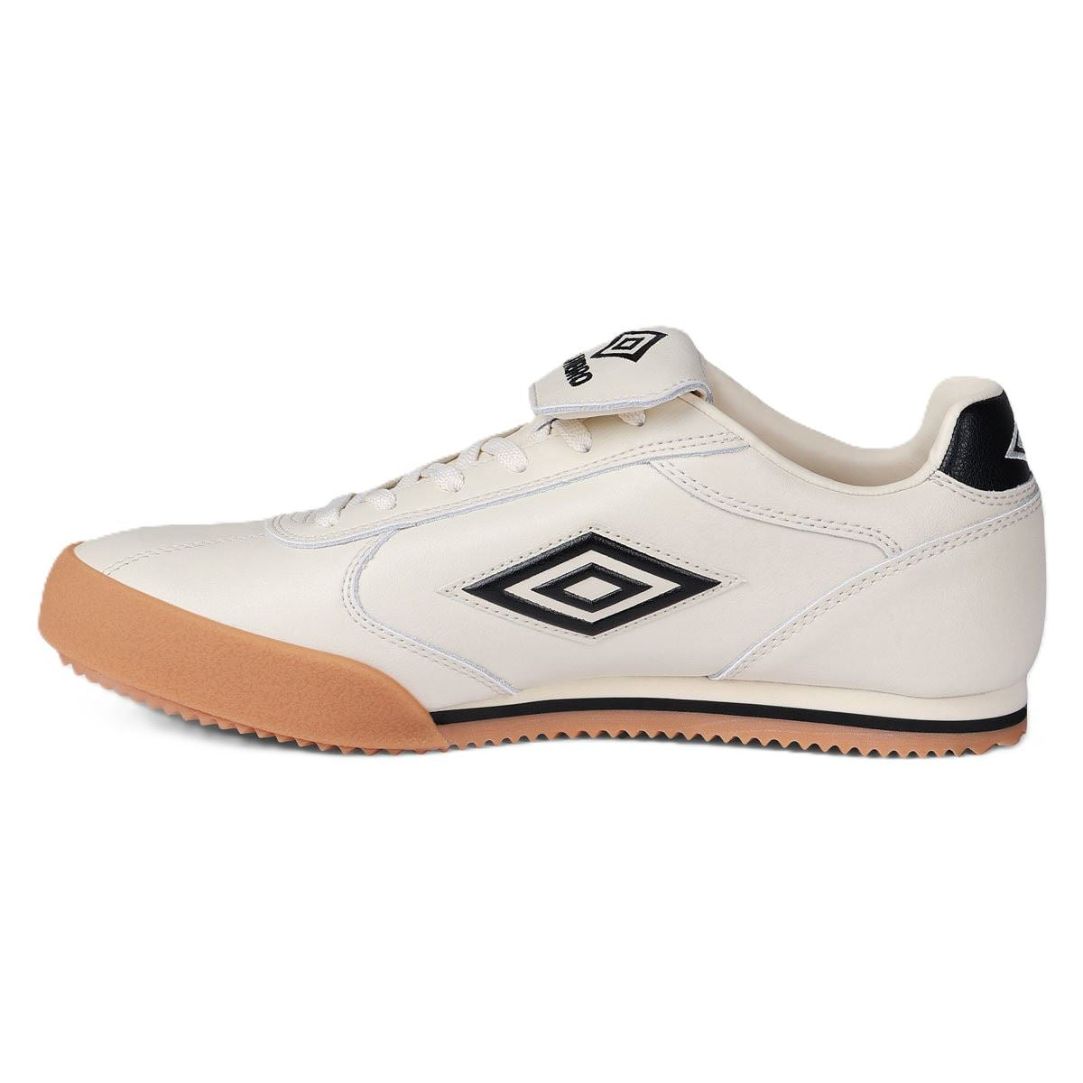Umbro 5V5 Leather Antique White/Black Trainers