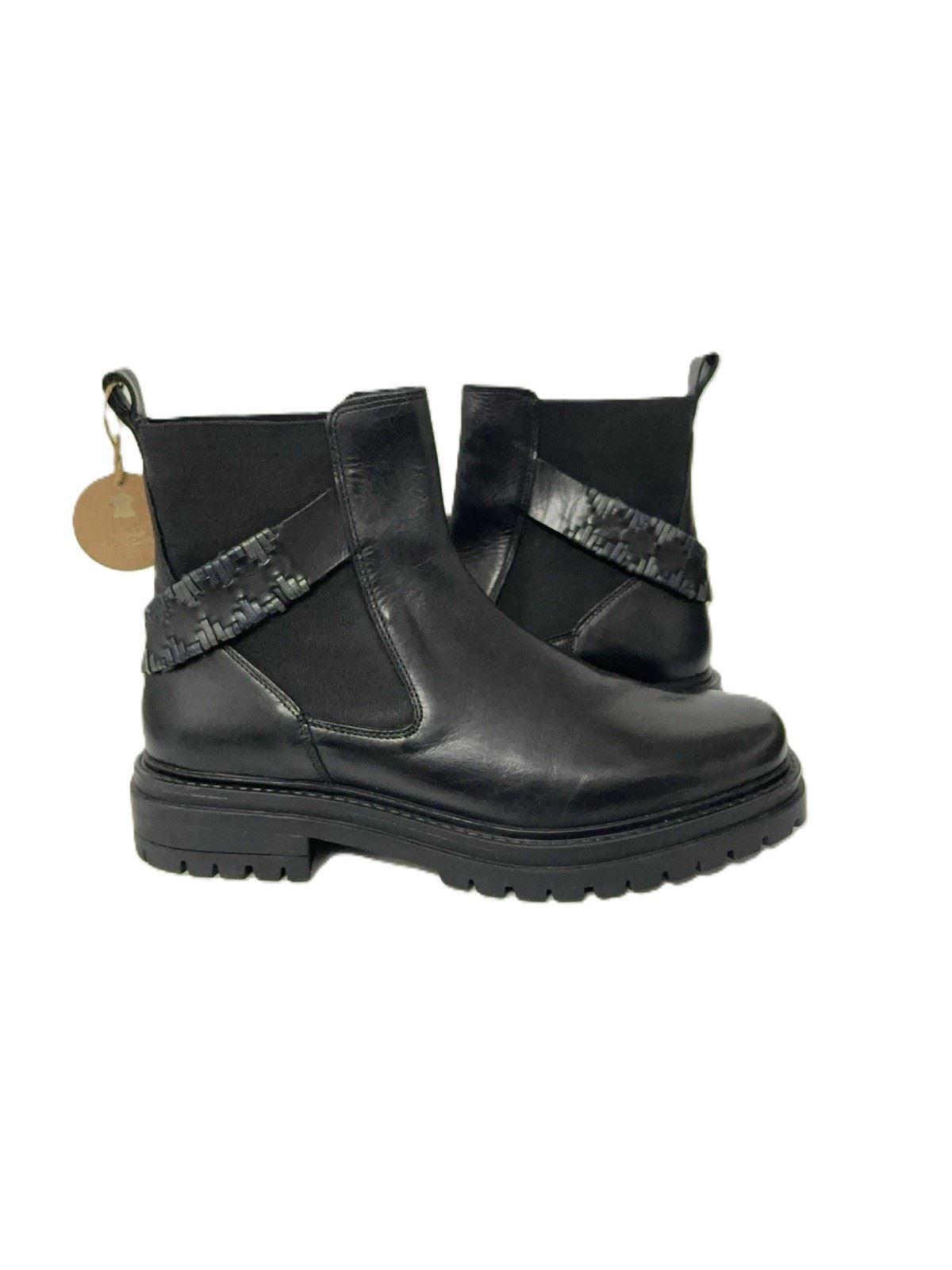 Osprey London The Guildford Chelsea Leather Women's Black Boots