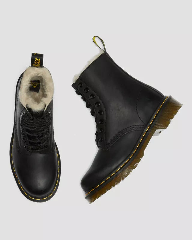 Dr. Martens Winterised Womens Black Burnished Wyoming Serena Boots