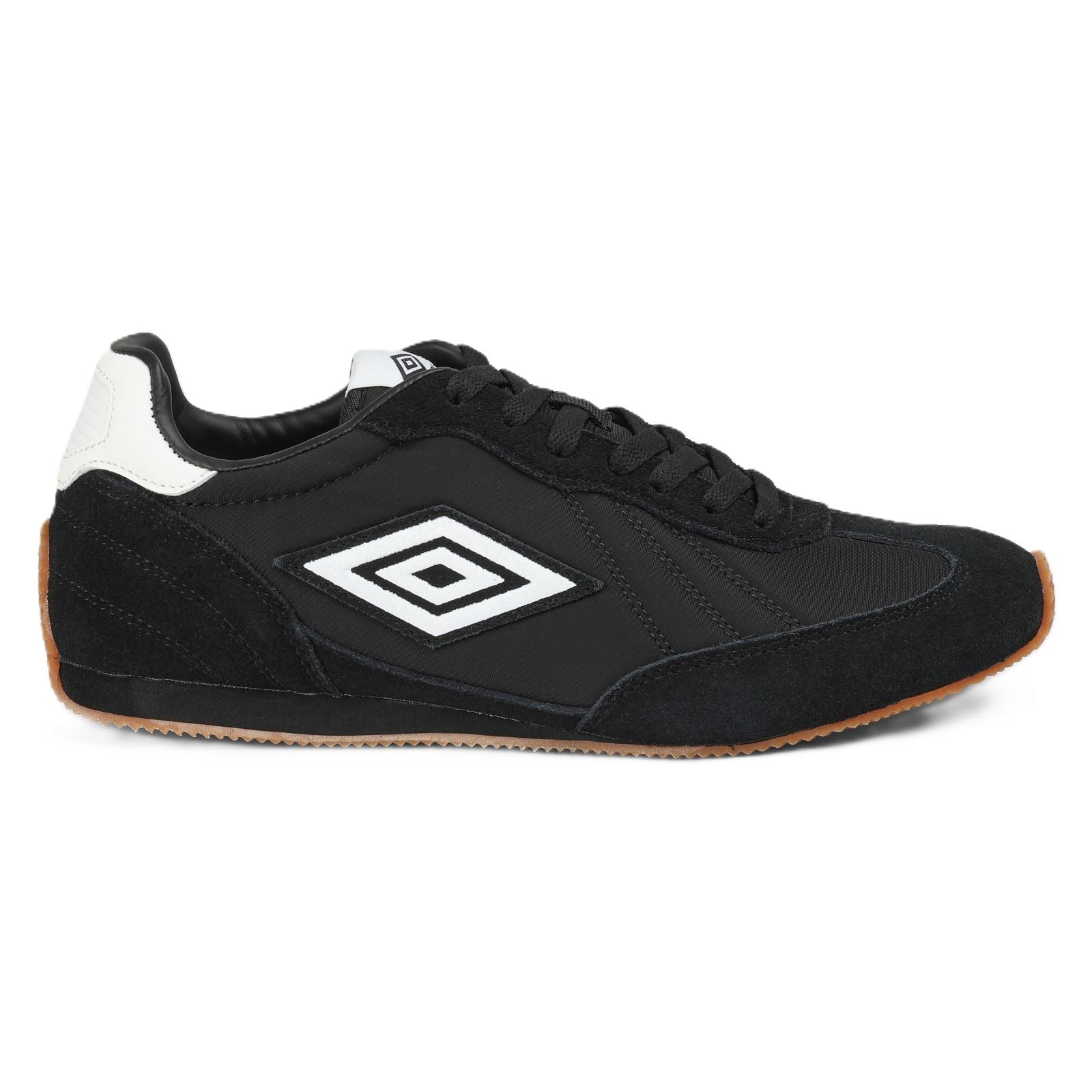 Umbro Gorton Black/White Trainers