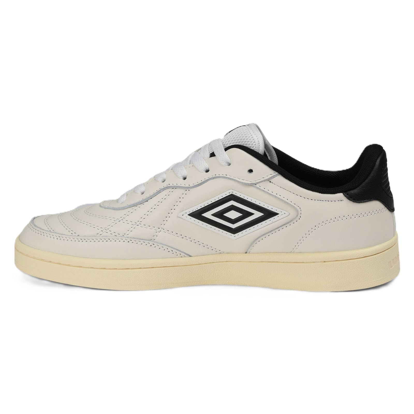 Umbro Clayton Leather White/Pastel Yellow/Black Trainers