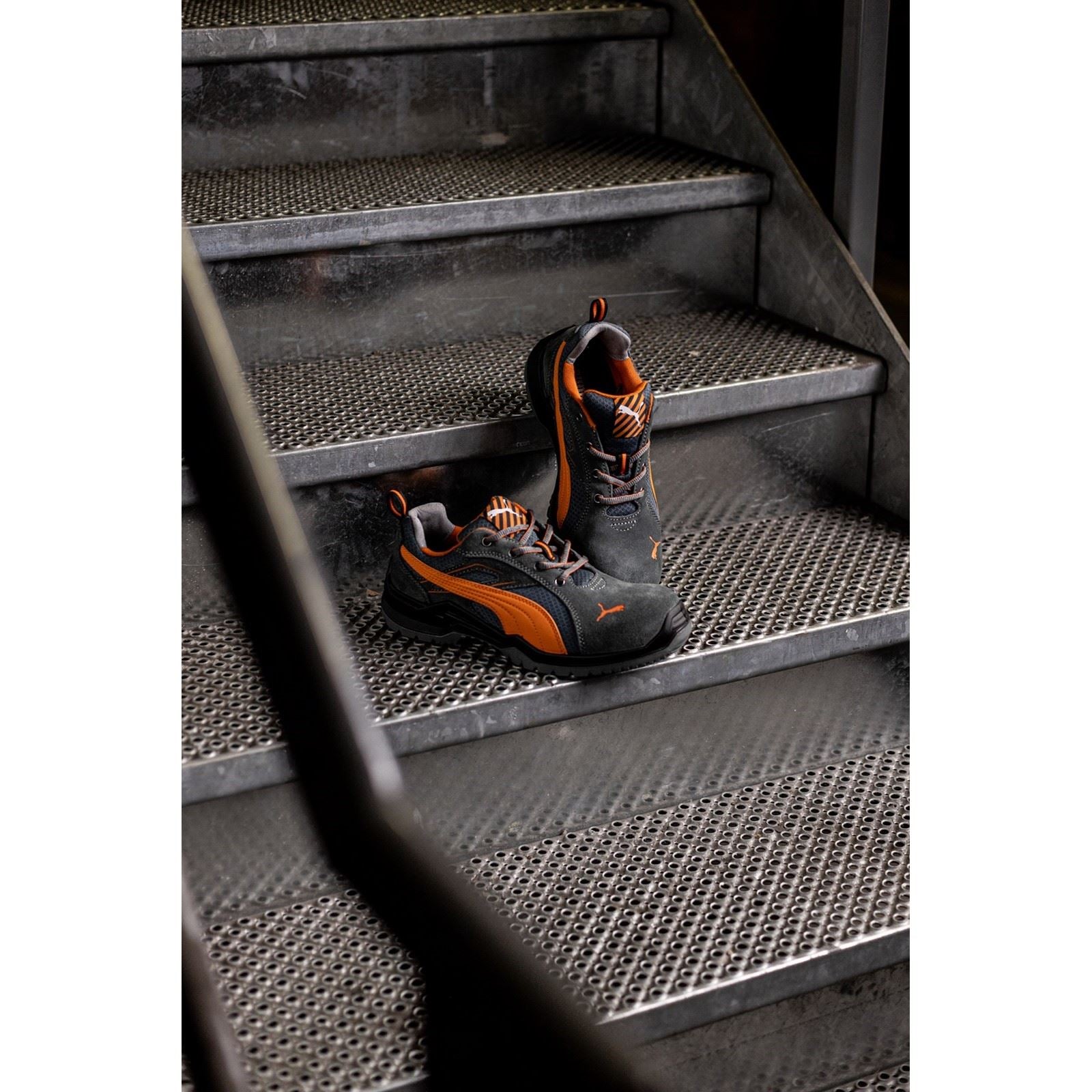 Puma Safety Omni Flash Low Suede Grey/Orange Safety Trainers