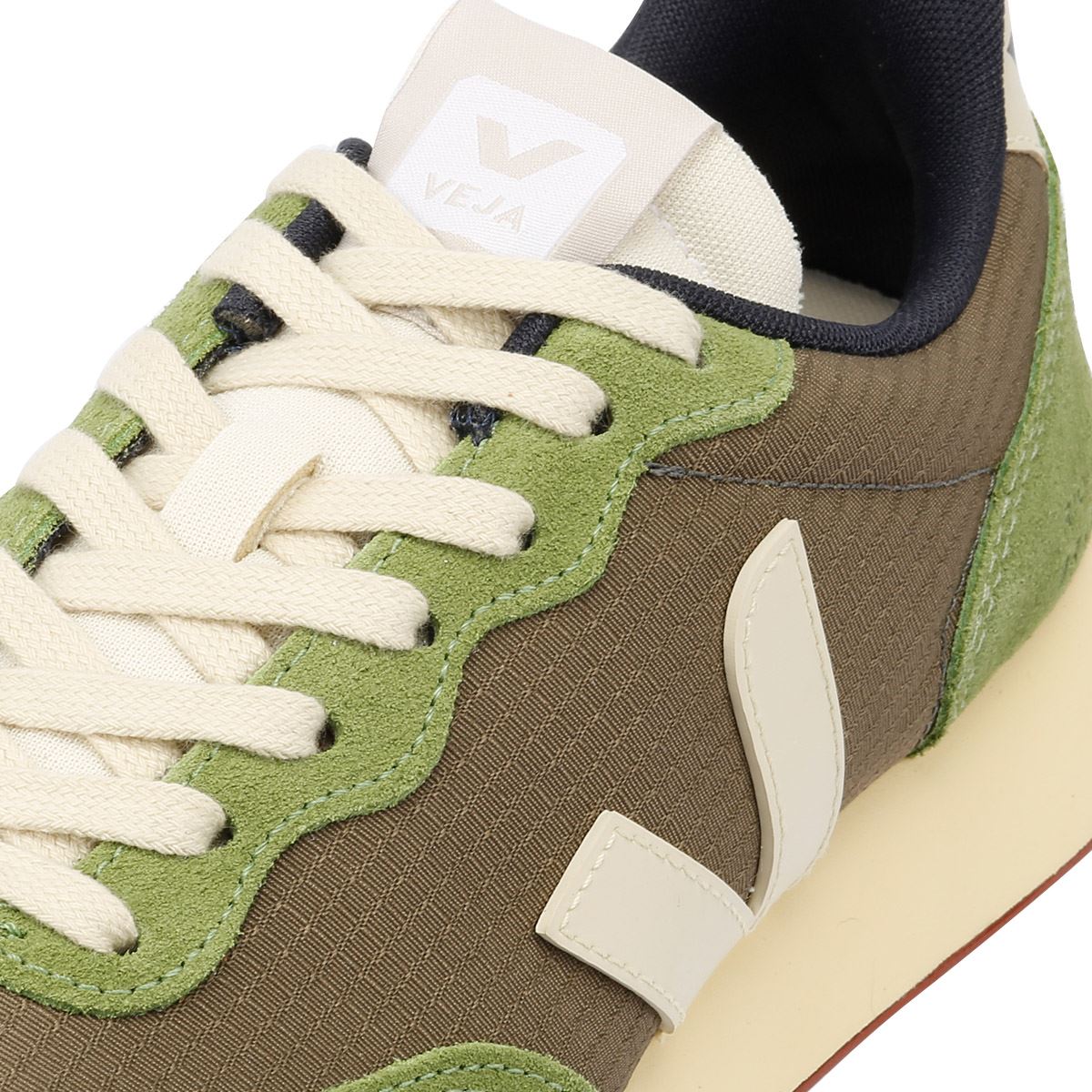 Veja Rio Branco Alveomesh Women's Kaki/Pierre Trainers