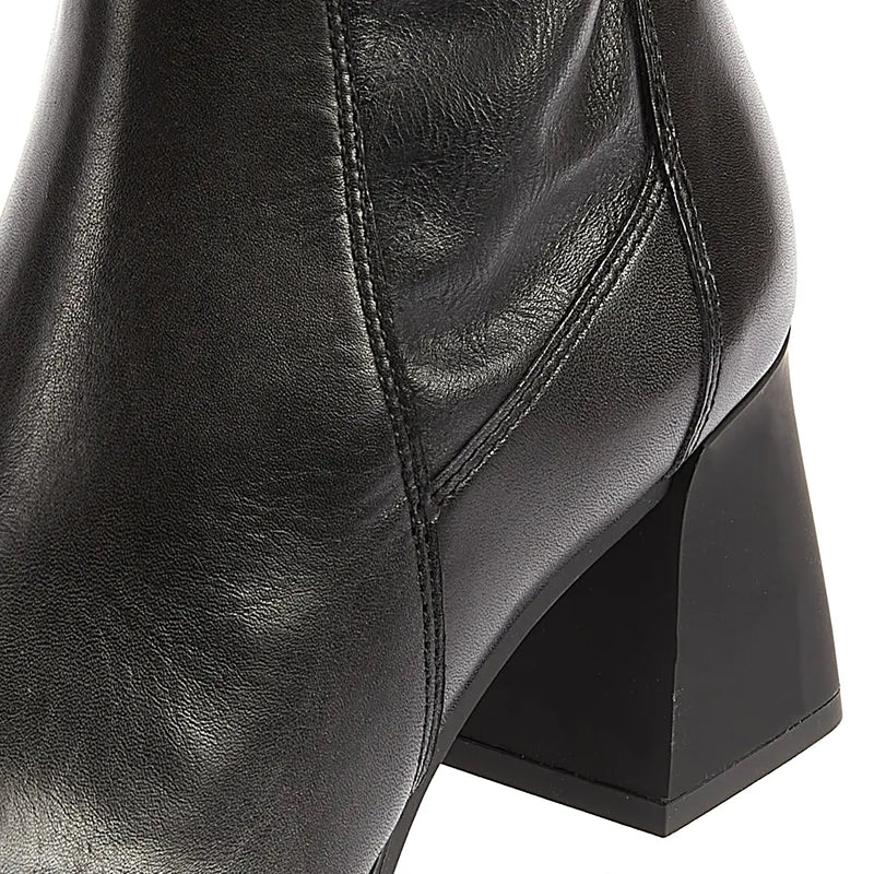 Vagabond 2025 patent boots