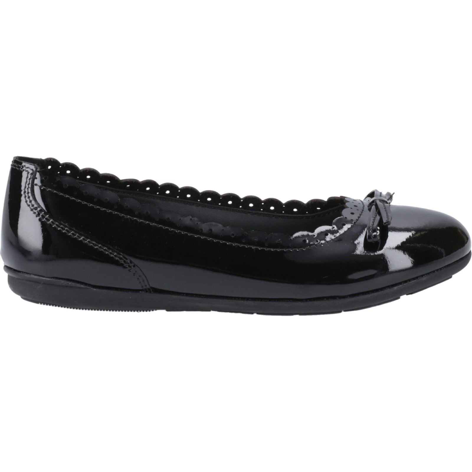 Hush Puppies Lillie Ballerina Patent Leather Youth Girl's Black Ballet Flats