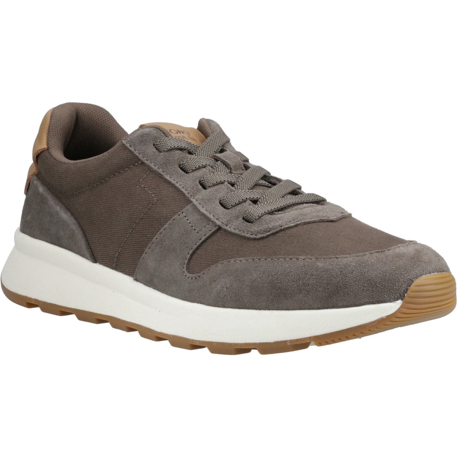 TRVL Lite Retro Leather Trainers