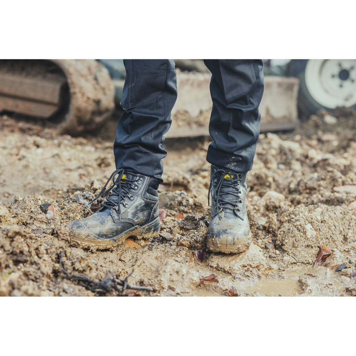 Amblers Safety 241 Leather Black