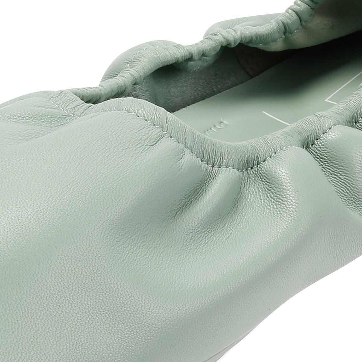 FitFlop DELICATO X PANTONE Poise Leather Ballerinas