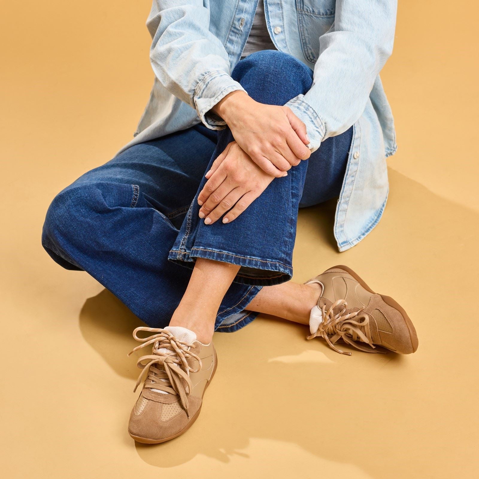 Hush Puppies Jovie Leather Women's LIGHT TAN Trainers