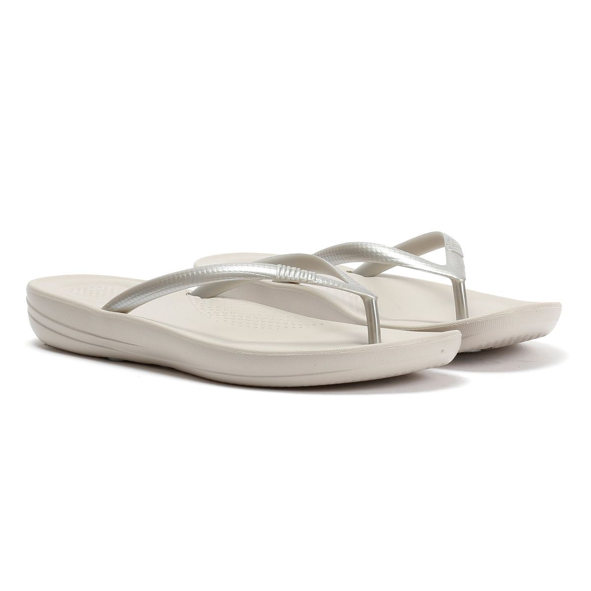 FitFlop Iqushion Ergonomic Women's Silver Flip Flops