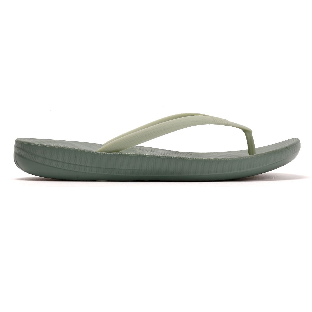 FitFlop IQUSHION X PANTONE Flip-Flops