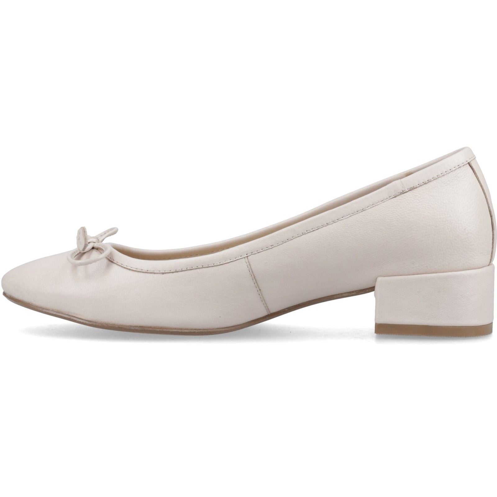 Hush Puppies Silvia Low Heel Sandal Leather Women's Ivory Sandals