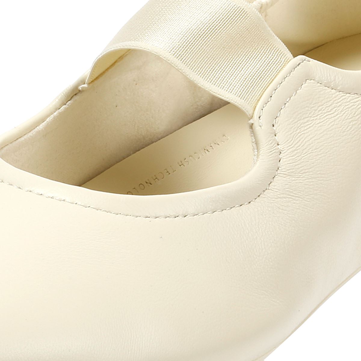 FitFlop DELICATO X PANTONE Poise Leather Mary-Janes