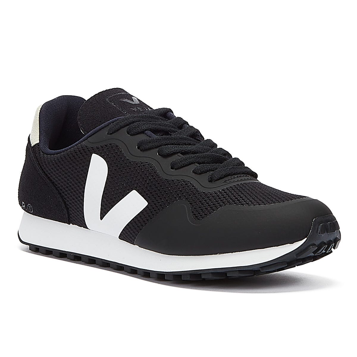 Veja SDU B-mesh Womens Black / White Trainers